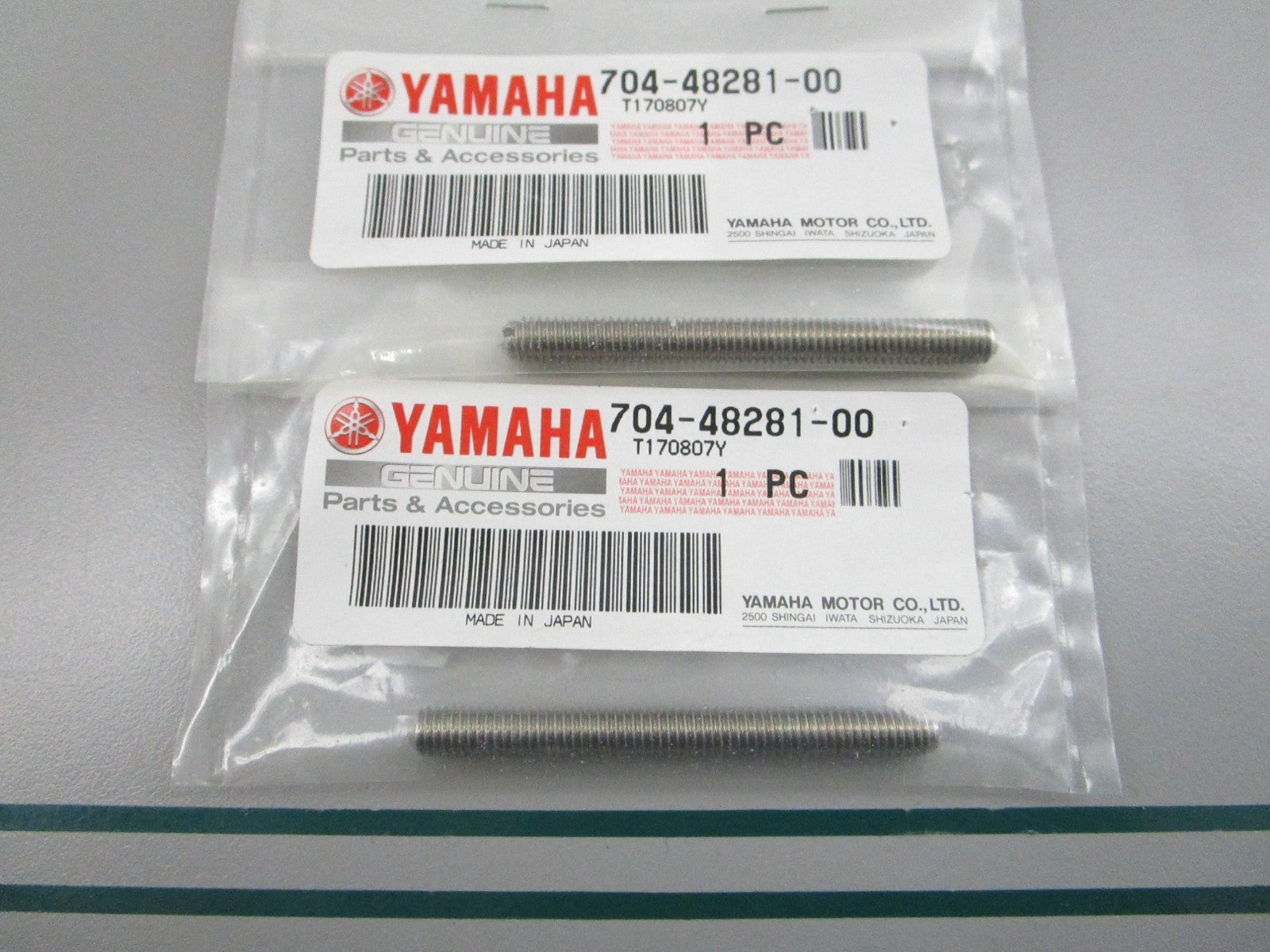 NEW OEM (LOT OF 2) 704-48281-00-00 Yamaha Screw 0810