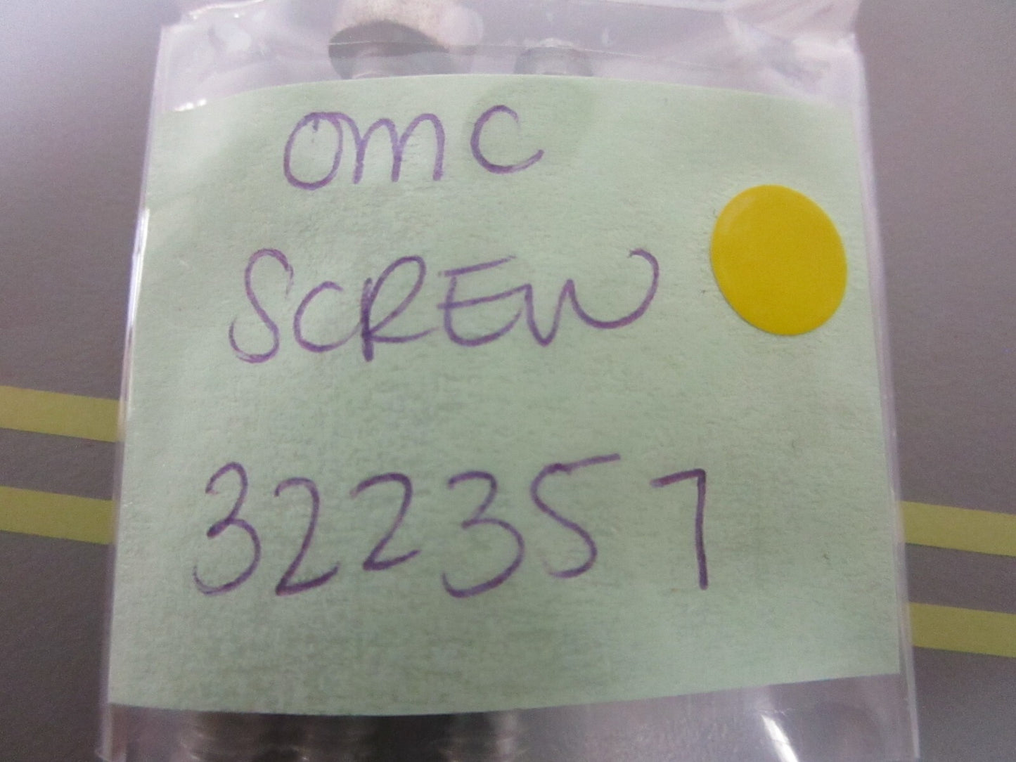 *NEW OEM* (LOT OF 3) 0750 OMC Johnson Evinrude SCREW 322357 0322357