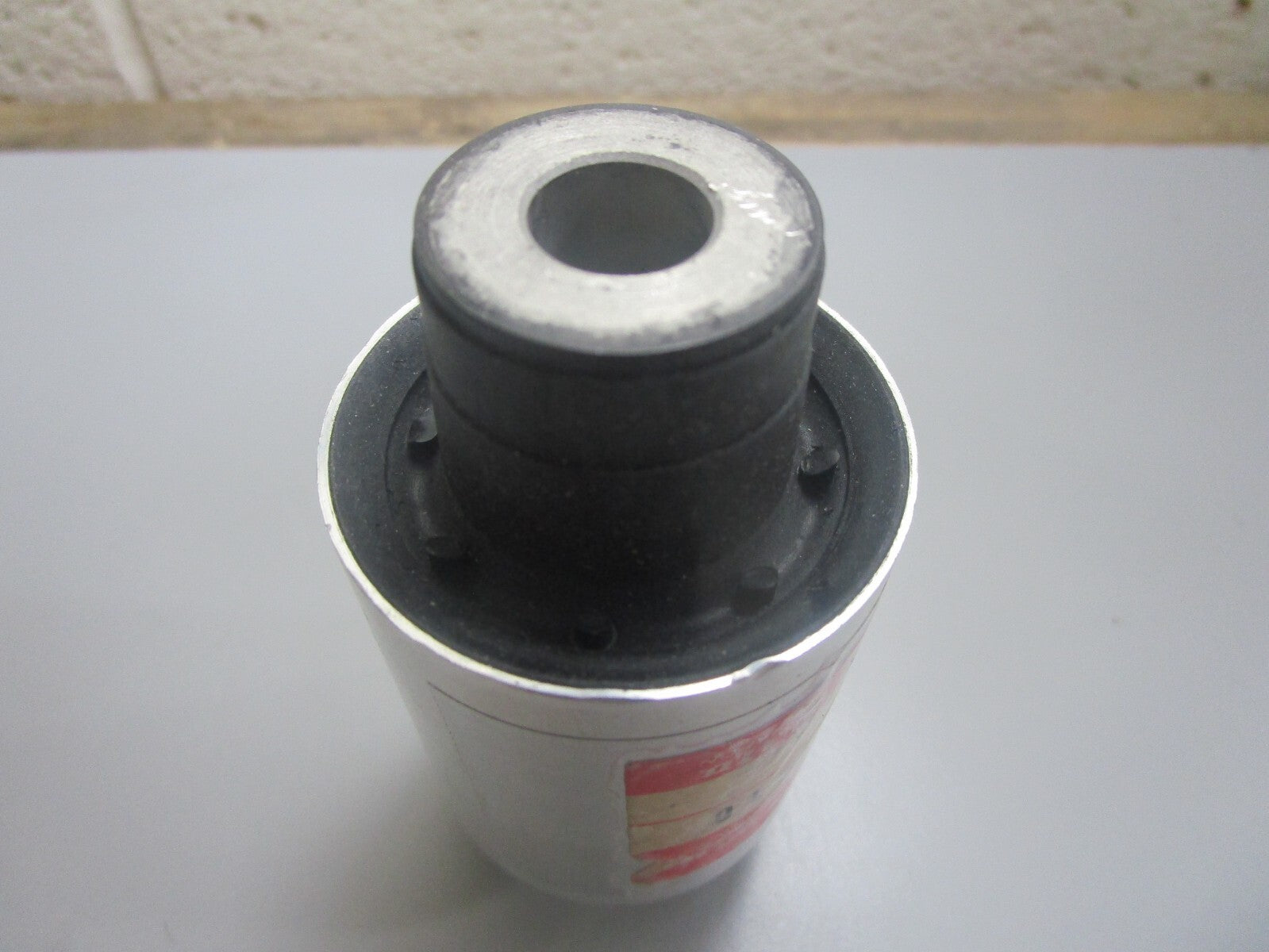 *NEW OEM* 0810 Suzuki Upper Mount 54130-87D10