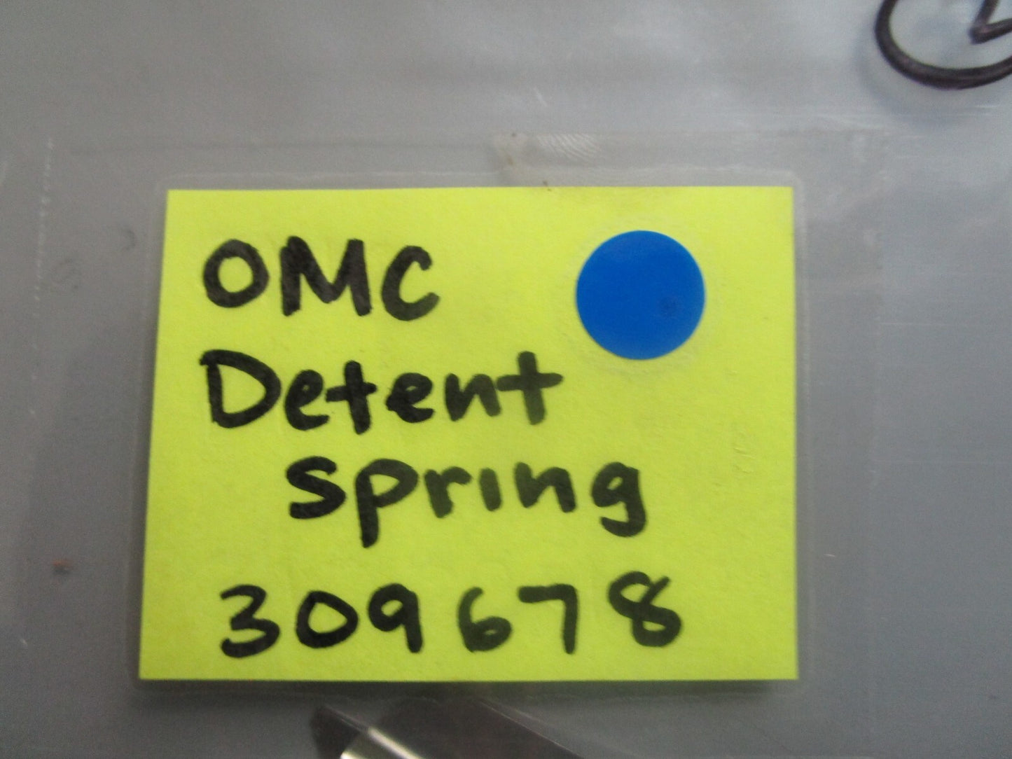 *NEW OEM* 0810 OMC Johnson Evinrude Detent Spring 309678 0309678