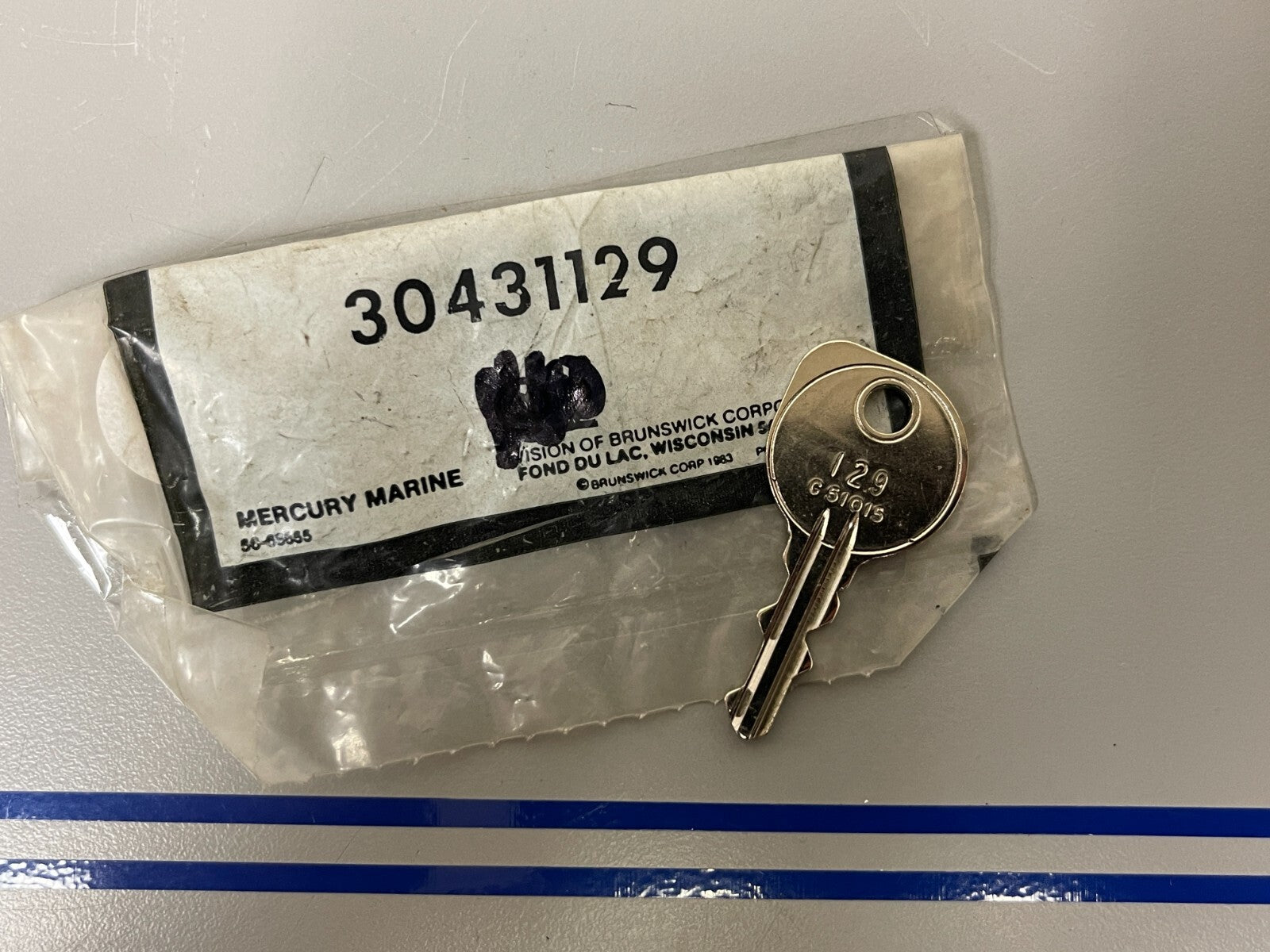 *NEW OEM* 0810 Mercury Quicksilver Key 30431129