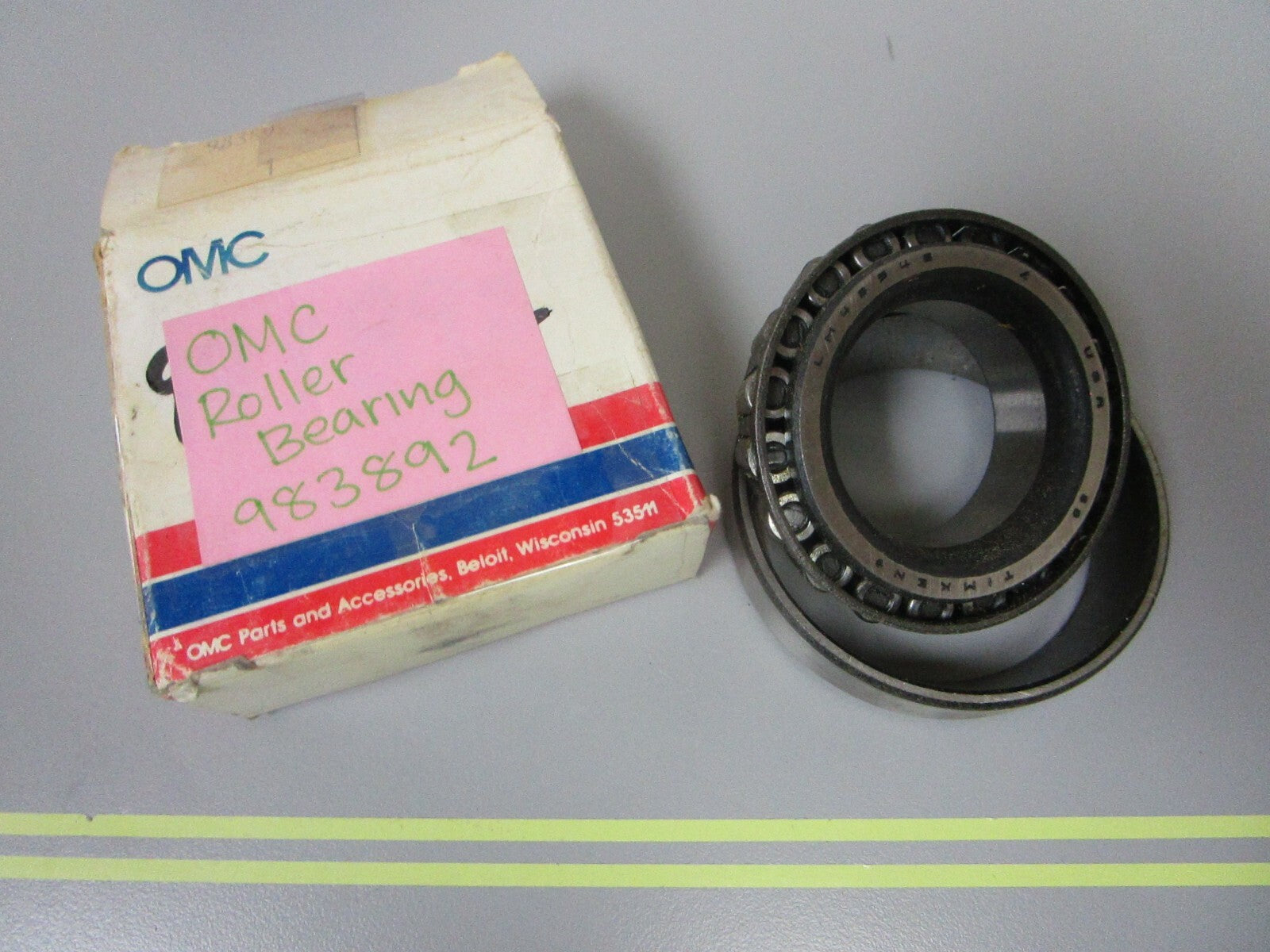 *NEW OEM* 0810 OMC Johnson Evinrude Roller Bushing 983892 0983892