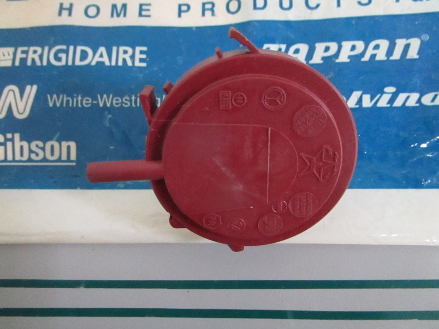 NEW OEM 131273700 Electrolux Pressure Switch 0820