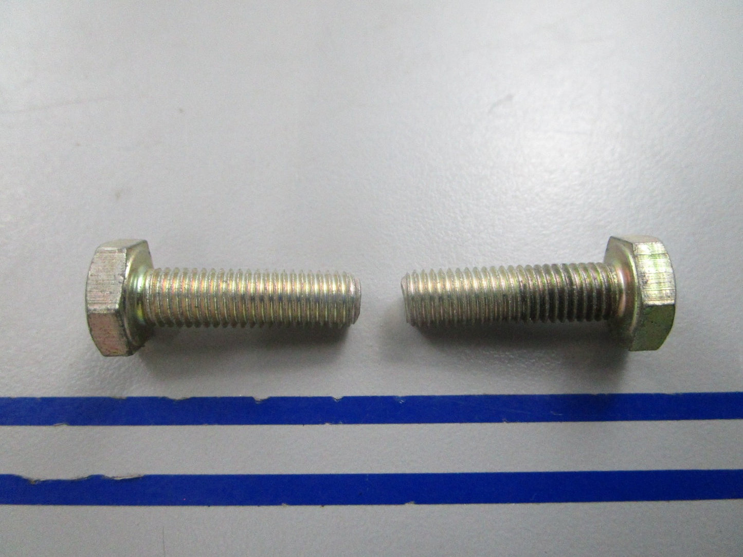 NEW OEM (LOT OF 2) 10-37612 Mercury Quicksilver Bolt Screw 0810
