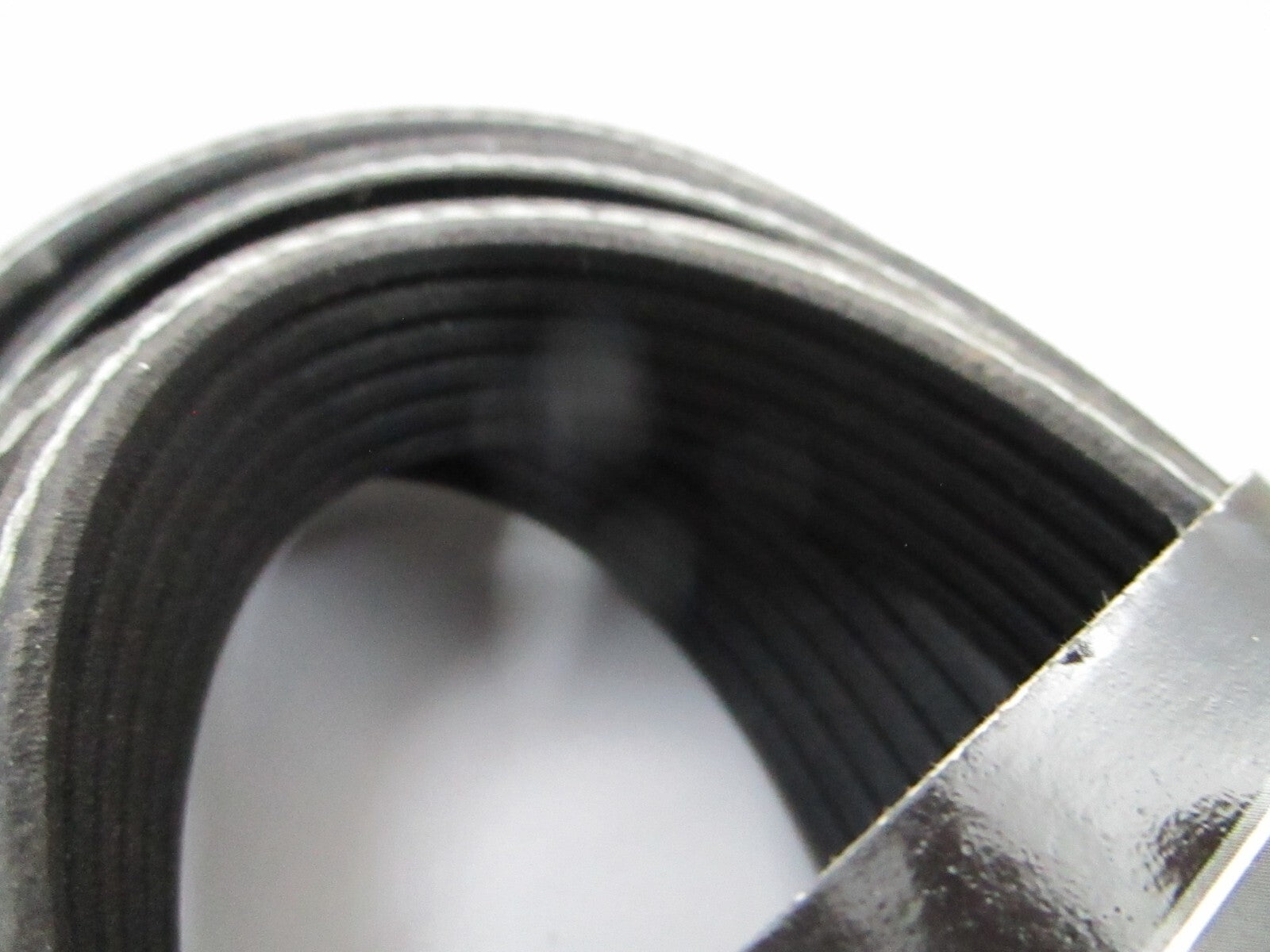 *NEW* 0810 Napa Power Series Micro V-Belt 061058 6PK2687