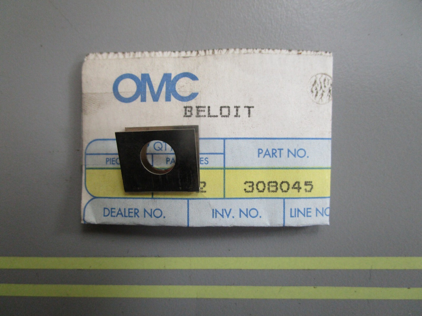 *NEW OEM* 0820 OMC Johnson Evinrude Retainer 308045 0308045