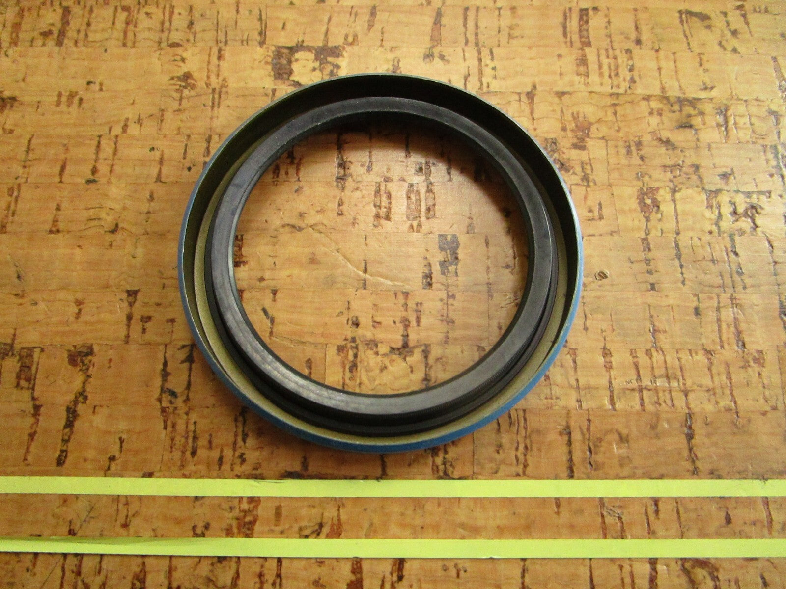 *NEW*  0810 Victor Seal 46467