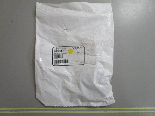 *NEW OEM* 0810 Volvo Penta Sealing 3883257