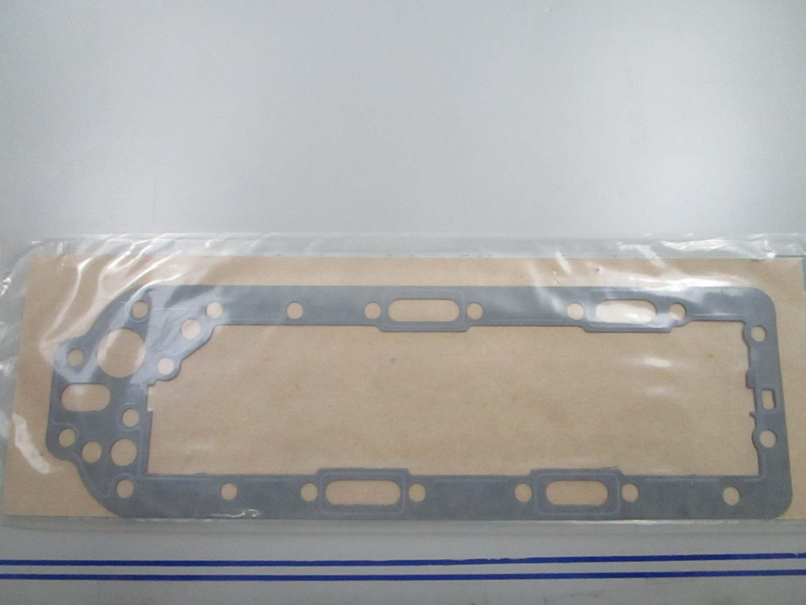 *NEW OEM* 0810 Mercury Quicksilver Gasket 27-19050 3