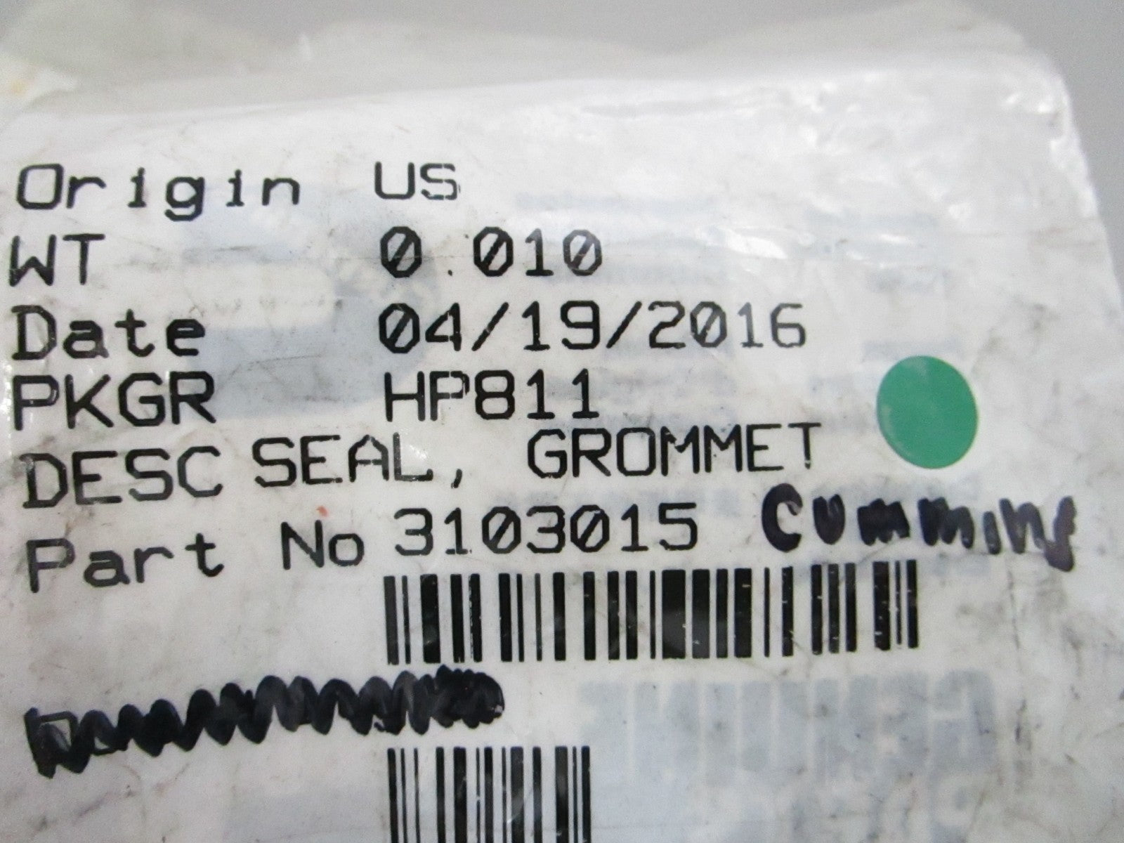 NEW OEM (LOT OF 4) 3103015 Cummins Grommet Seal 0810
