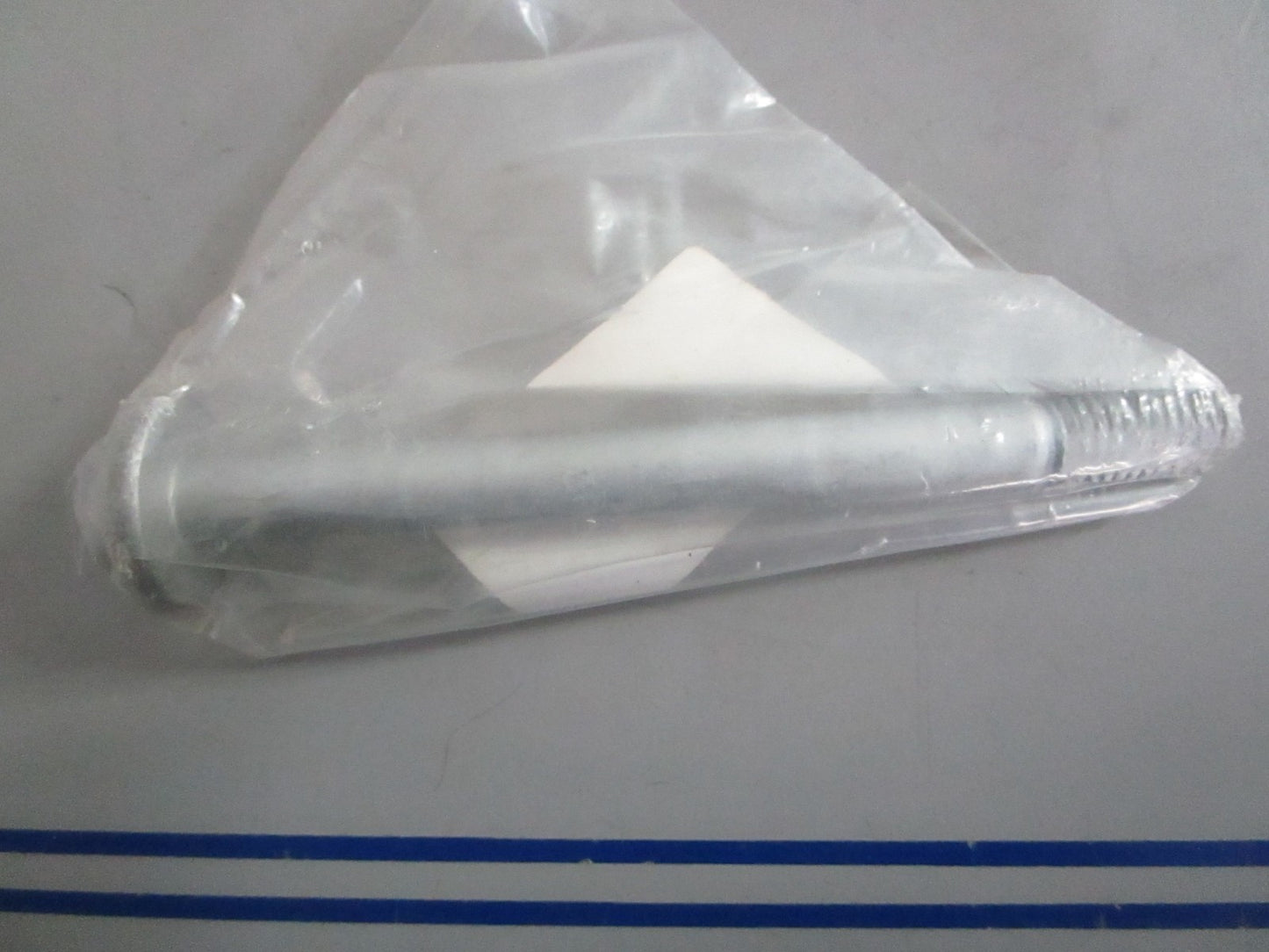 NEW OEM 3R0-61307-0 Tohatsu Bolt 0820
