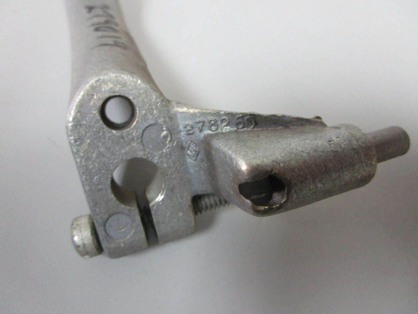 *NEW OEM* 0810 OMC Johnson Evinrude Shift Lever & Screw 279019 0279019 278260