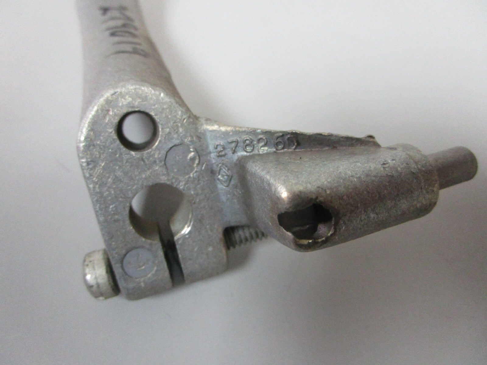 *NEW OEM* 0810 OMC Johnson Evinrude Shift Lever & Screw 279019 0279019 278260