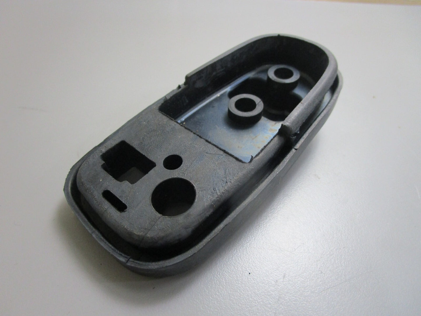 *NEW OEM* 0810 Suzuki Grommet 61124-87J00