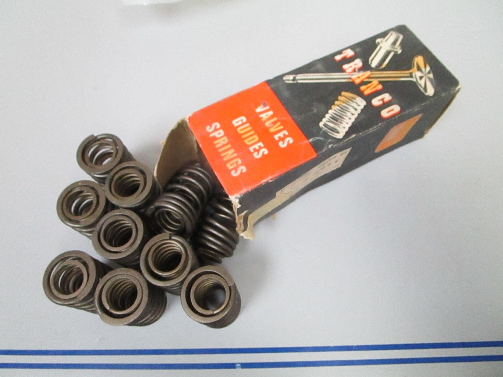 *NEW* 0810 Tranco 12 Valve Guide Spring Set 3466