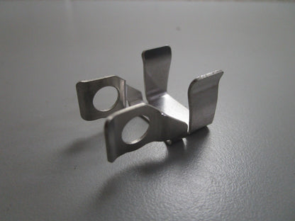 *NEW OEM* 0820 OMC Johnson Evinrude Retainer Clip 126933 0126933