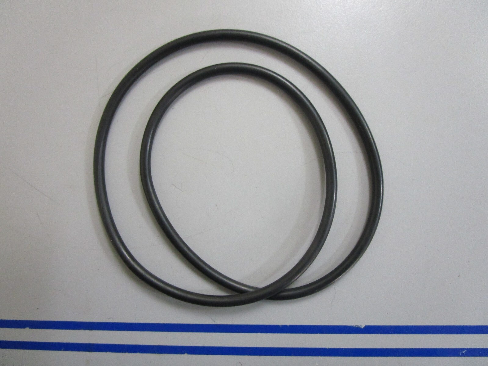 *NEW OEM* 0810 OMC Johnson Evinrude O-Ring 908303 0908303