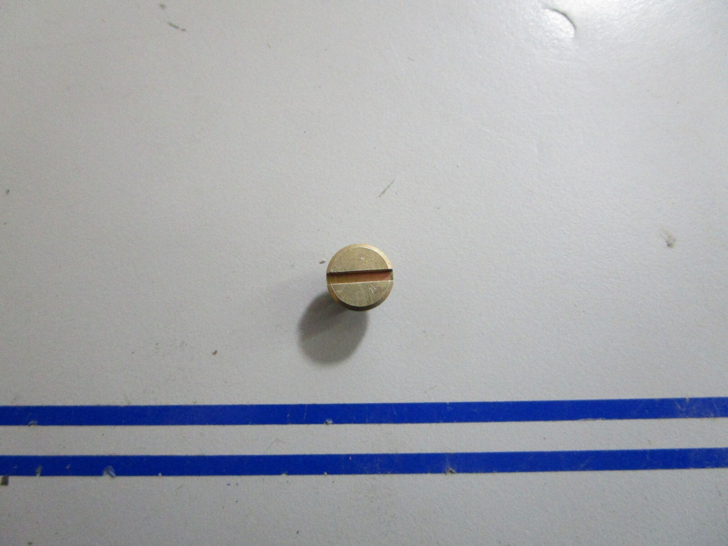 *NEW OEM* 0810 OMC Johnson Evinrude Screw Plug 317501 0317501