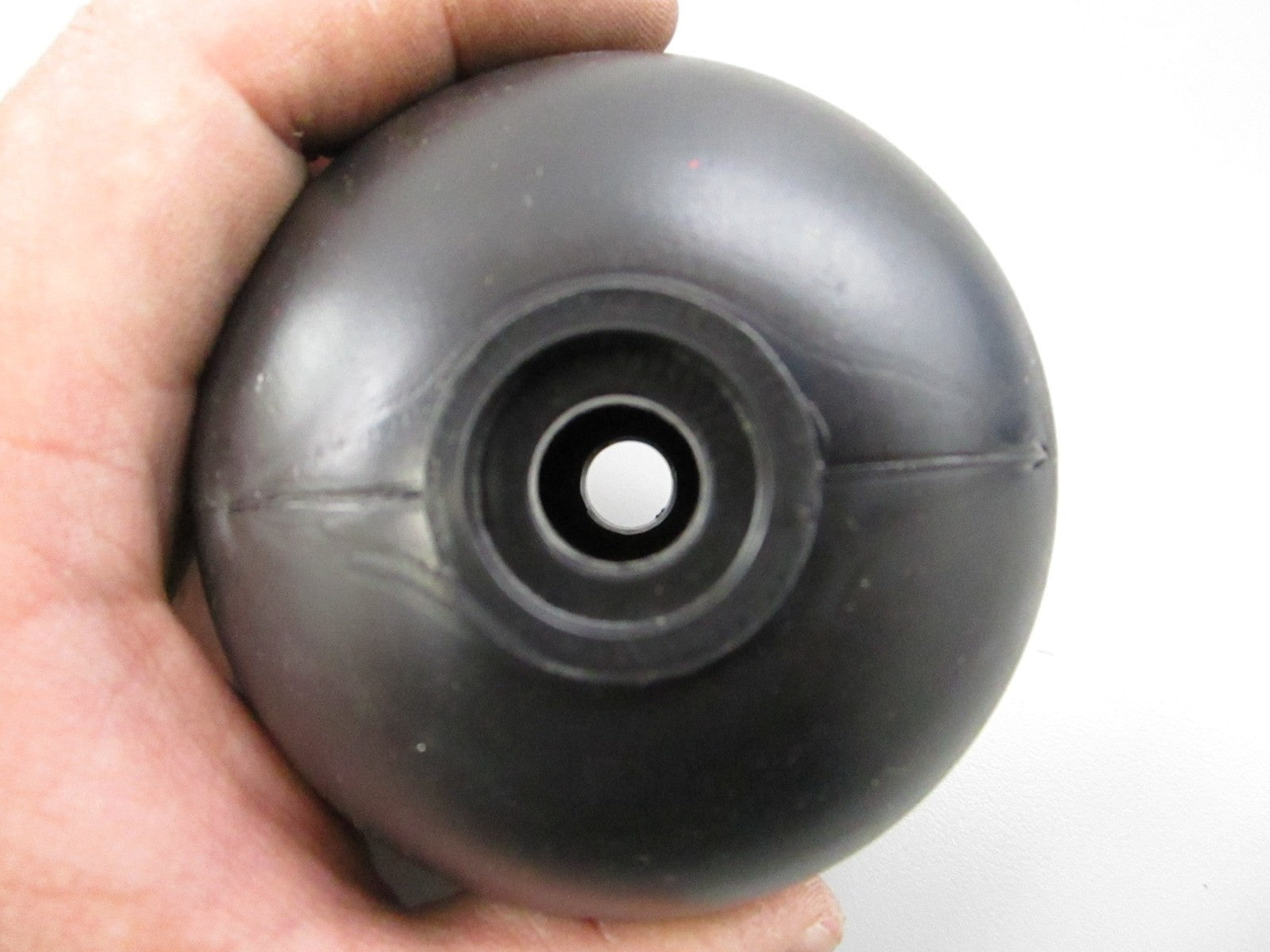 NEW OEM 76231-751-301 Honda Anti-Scalp Roller 0810