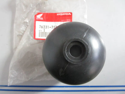 NEW OEM 76231-751-701 Honda Anti-Scalp Roller 0820