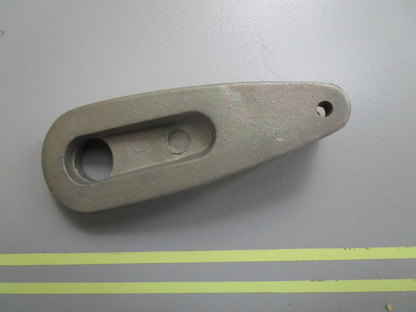 *NEW OEM* 0810 OMC Johnson Evinrude Handle 115255 0115255