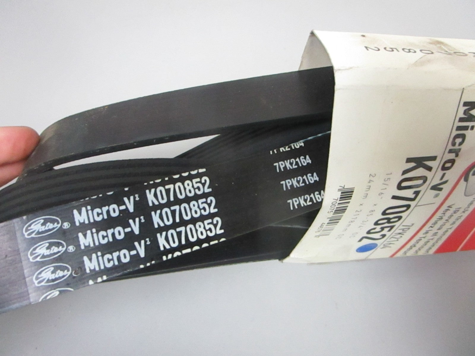 NEW K070852 Gates Micro-V 15/16" x 85 ¾" Serpentine Belt 0720