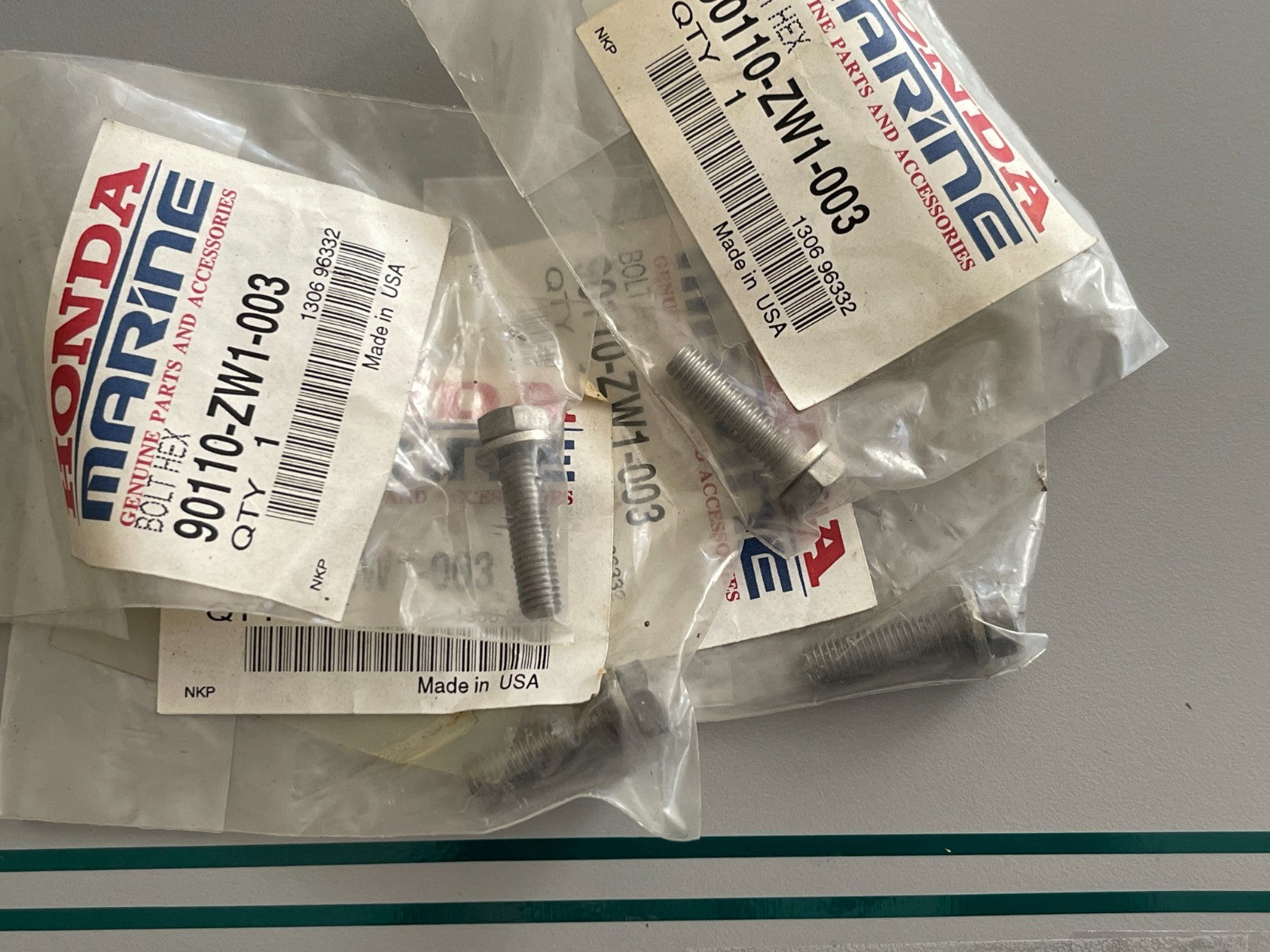 NEW OEM (LOT OF 4) 90110-ZW1-003 Honda Hex Bolt 0810