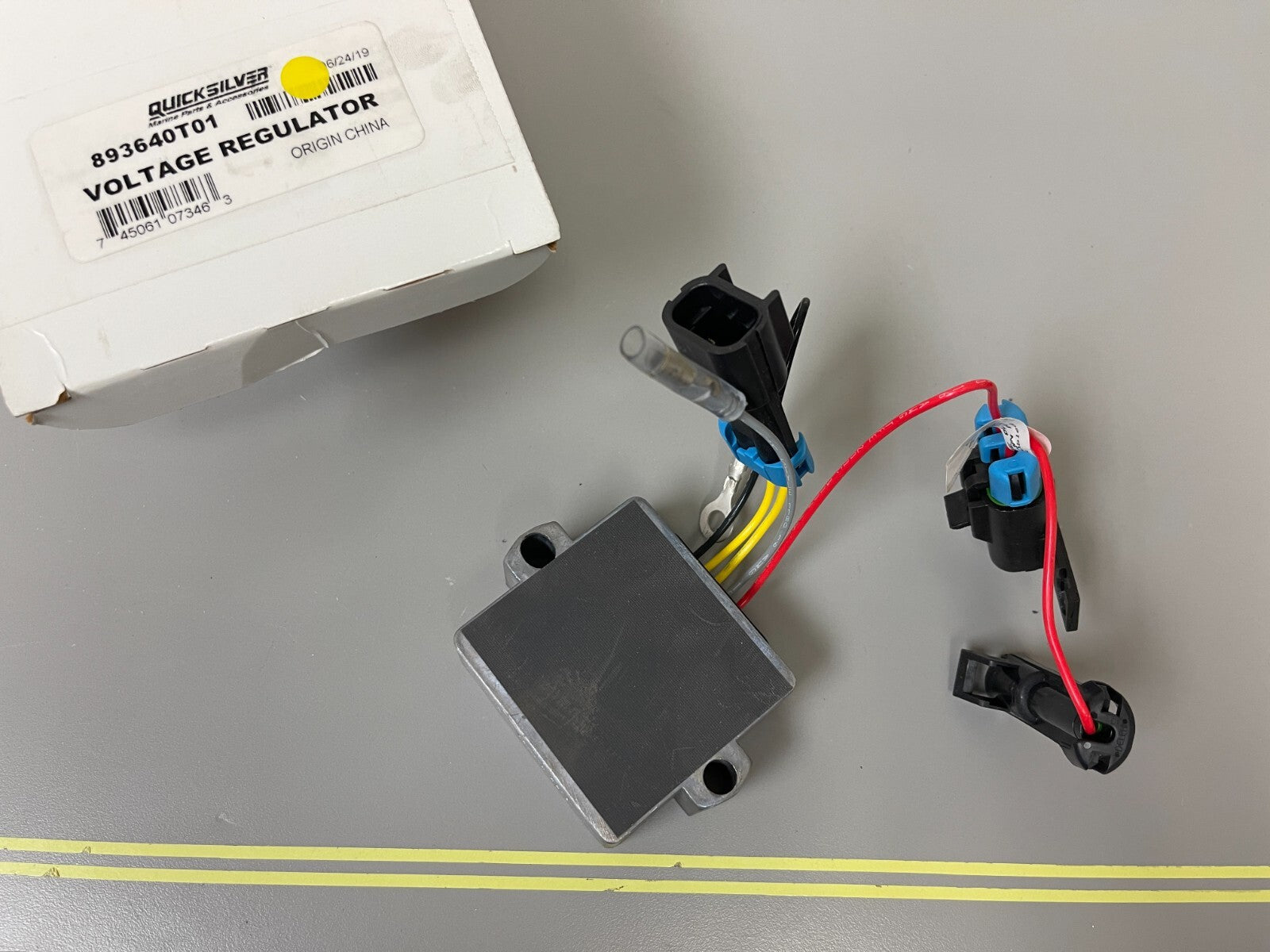 *NEW OEM* 0720 Mercury Quicksilver Voltage Regulator 893640T01