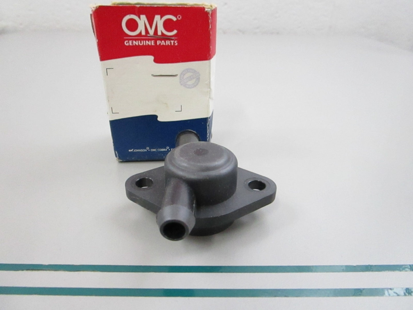 NEW OEM 344969 0344969 OMC Johnson Evinrude Housing 0810