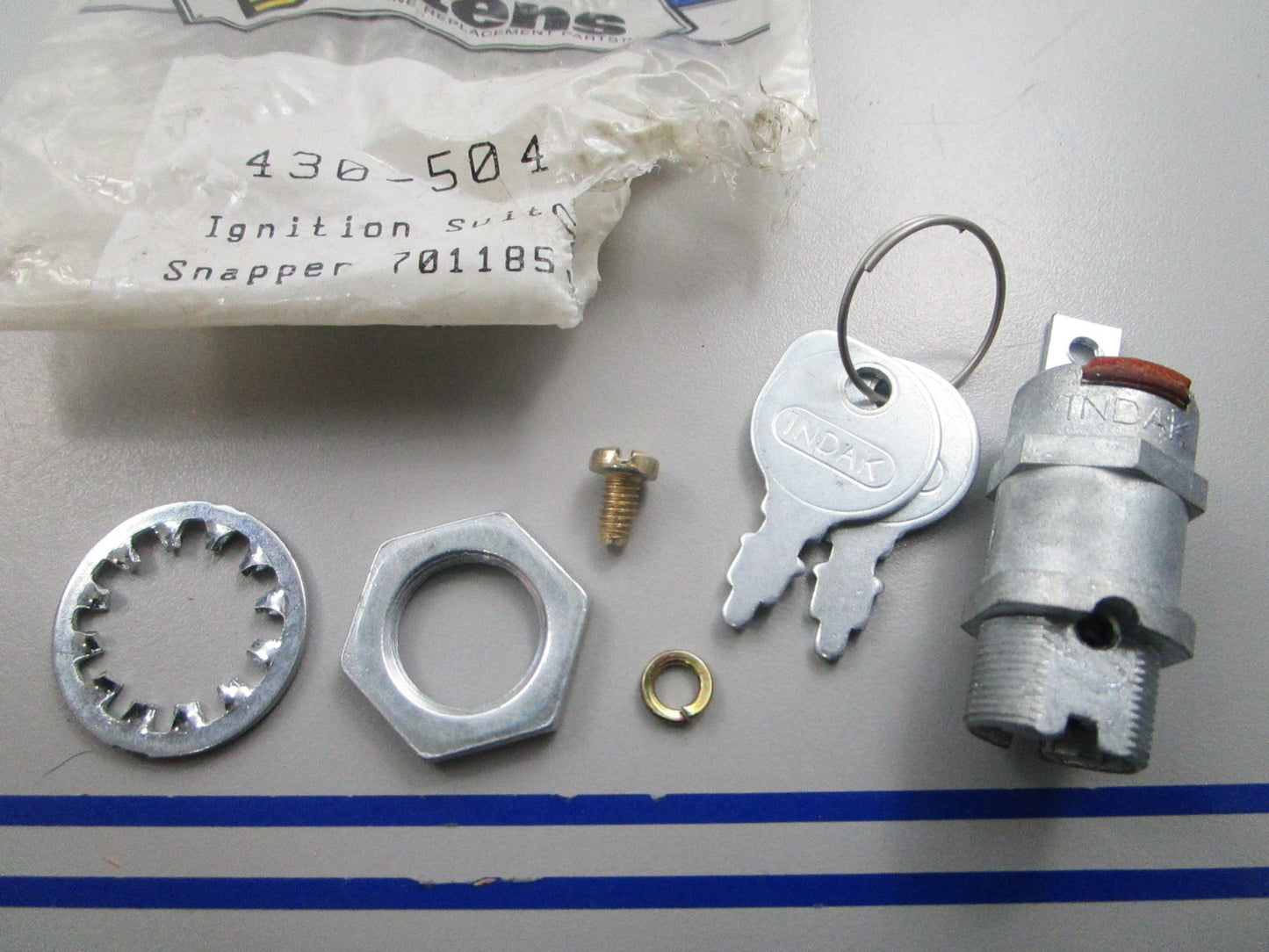 NEW Stens 430-504 Ignition Switch Replaces: 7011853 0810