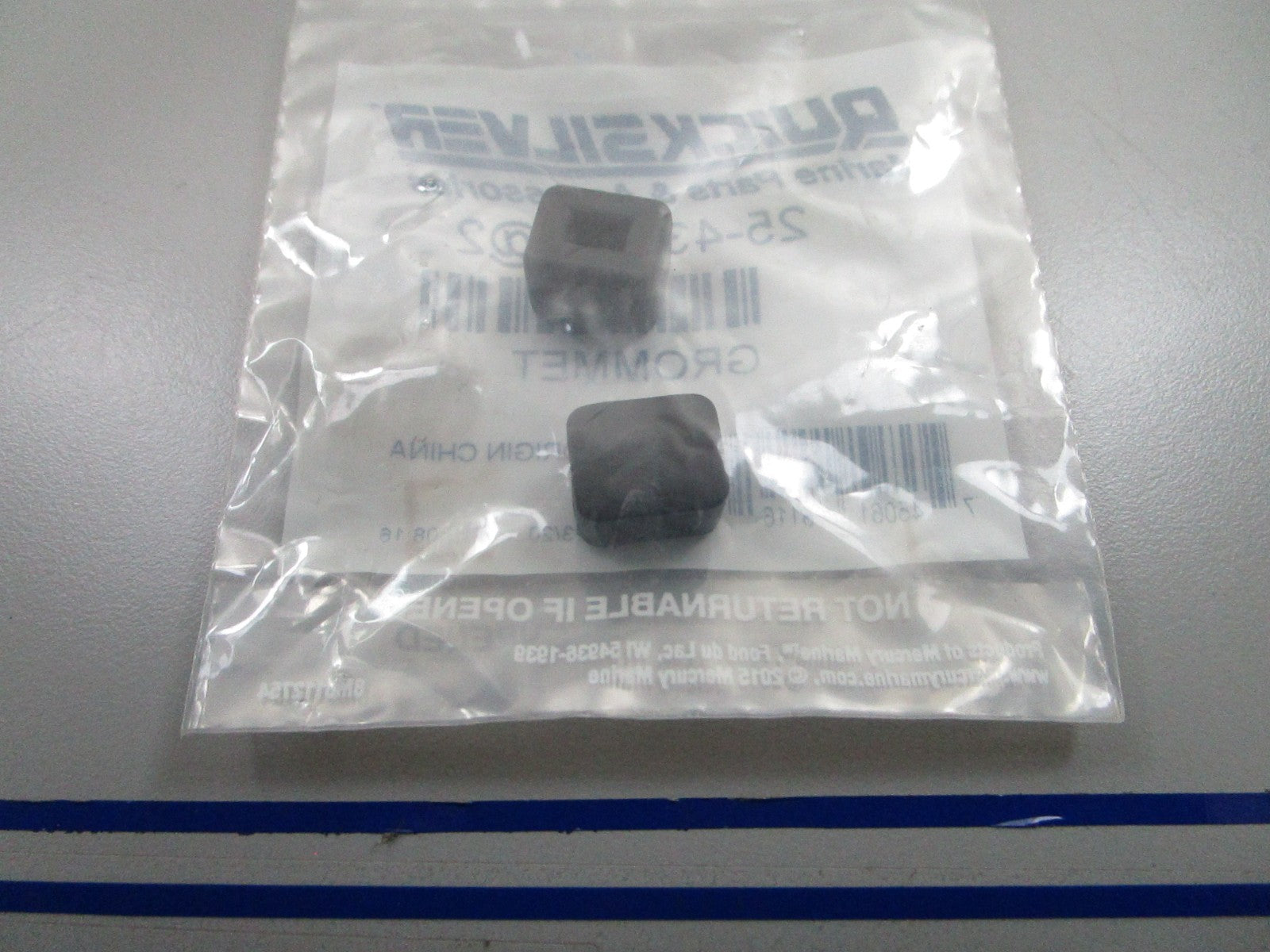 *NEW OEM* (LOT OF 2) 0840 Mercury Quicksilver Grommet 25-43809