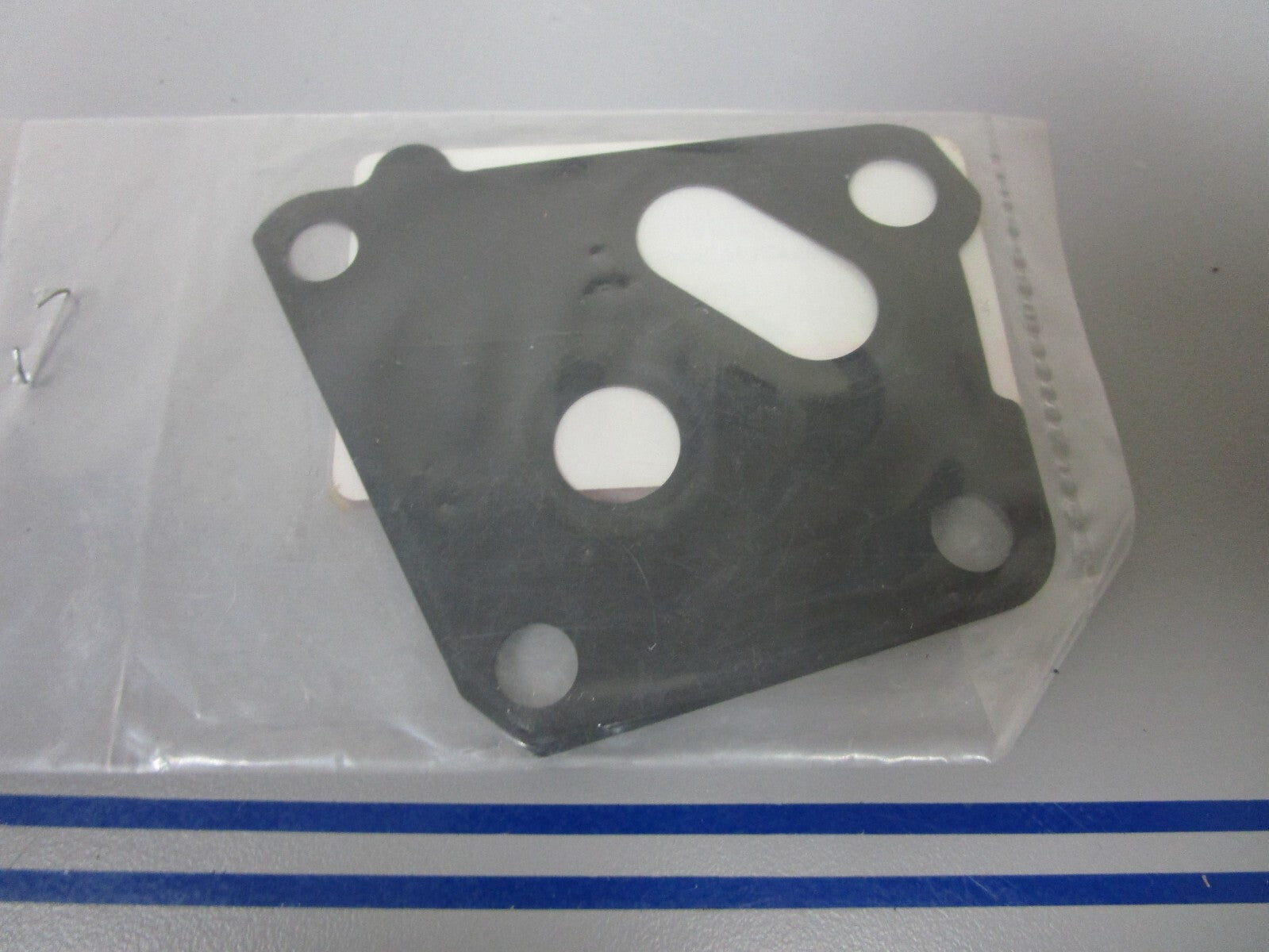 *NEW OEM* 0720 Kia Oil Filter Bracket Gasket 21396 39012