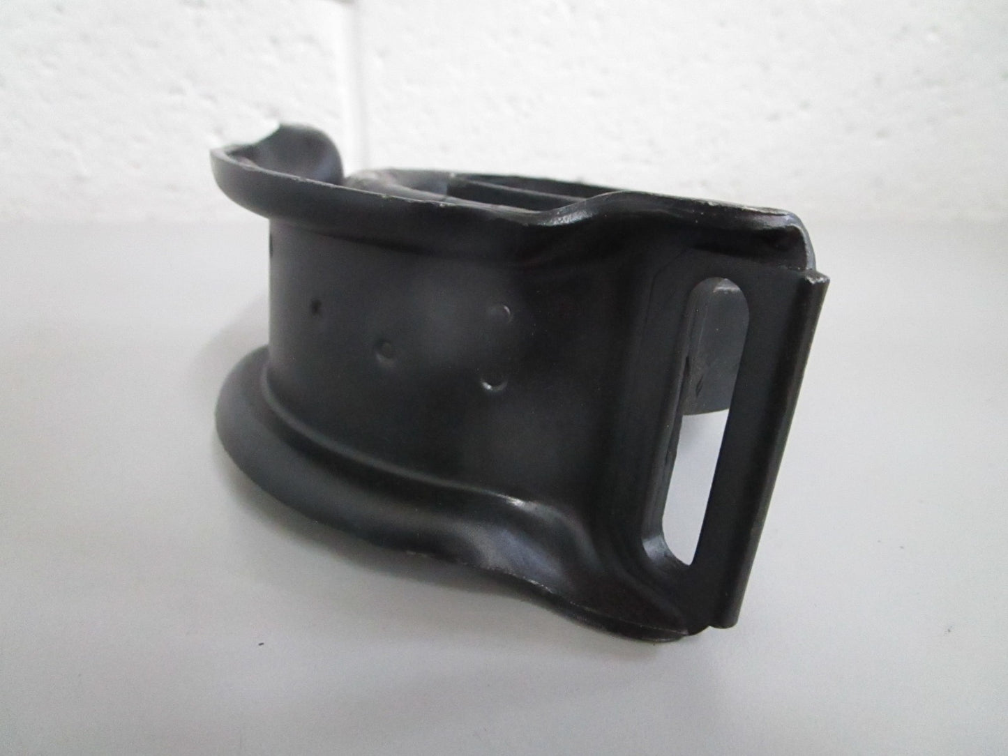 NEW OEM 1802620105 Mercedes-Benz Support Mount 0820