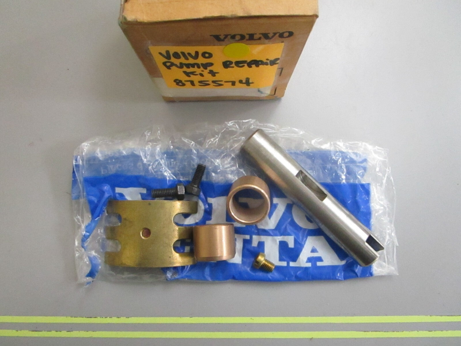 *NEW OEM* 0820 Volvo Penta Pump Repair Kit 875574