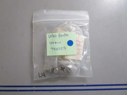 *NEW OEM* (LOT OF 4) 0770 Volvo Penta Screw 940203