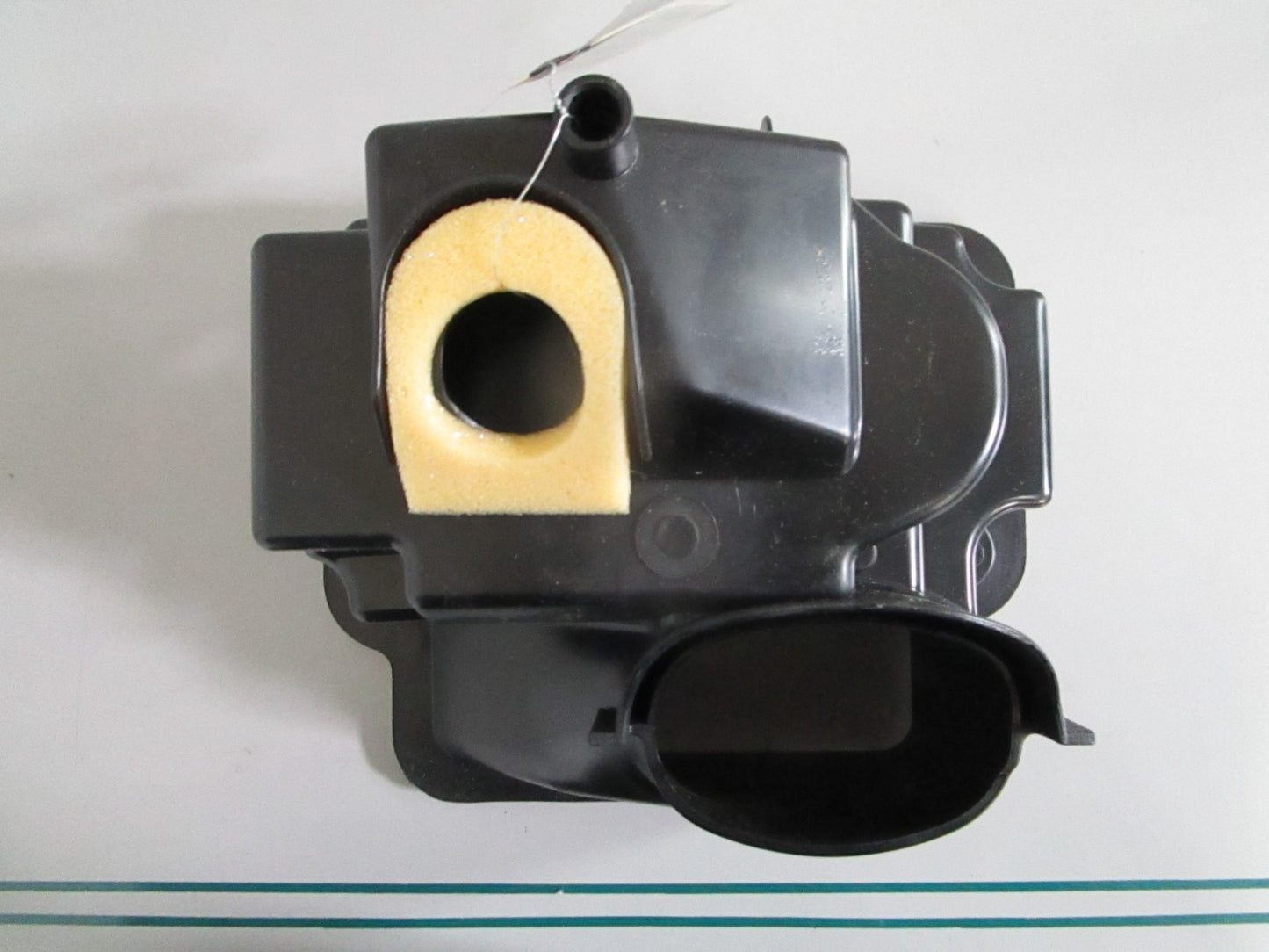 NEW OEM W10765378 Whirlpool Refrigeretor Bracket 0820