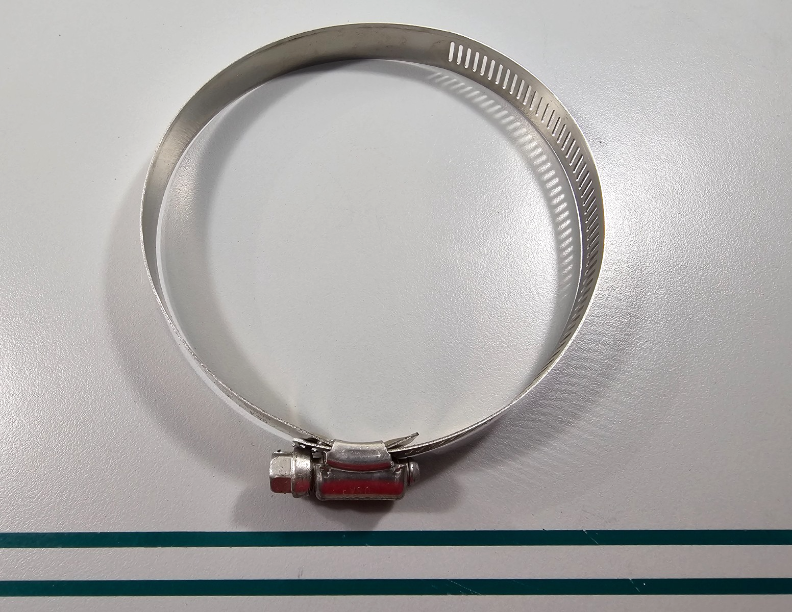 NEW OEM 3852604 OMC Johnson Evinrude Hose Clamp 0810