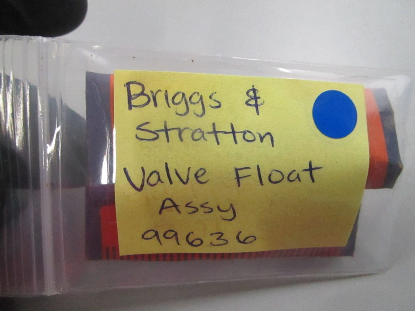 NEW OEM 99636 Briggs & Stratton Valve Float Assembly 0810