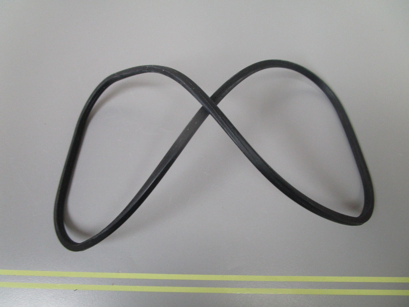 *NEW OEM* 0810 Volvo Penta Gasket Set 421121