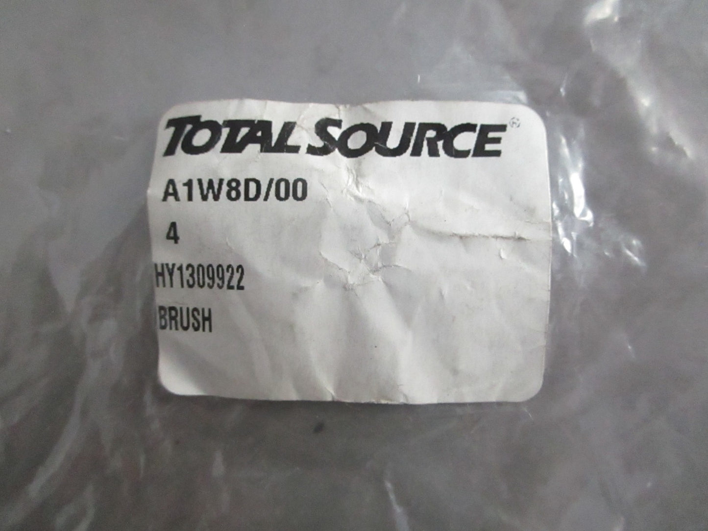NEW HY1309922 Total Source Motor Brush For: Hyster 0820