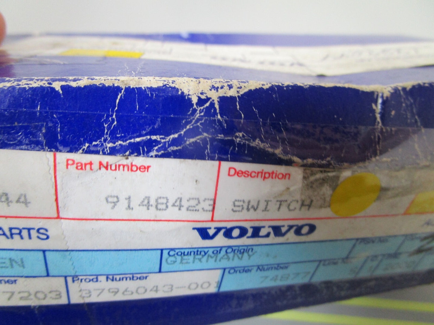*NEW OEM* 0720 Volvo Penta Switch 91482423