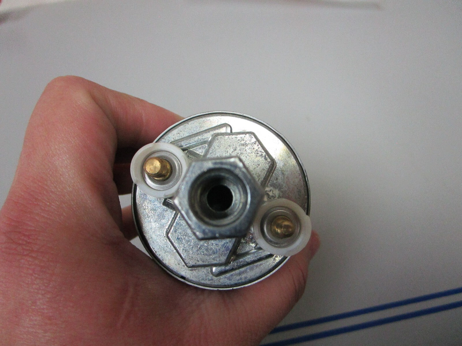 *NEW* 0810 Carter Electric Fuel Pump P74221 (10K22A241)