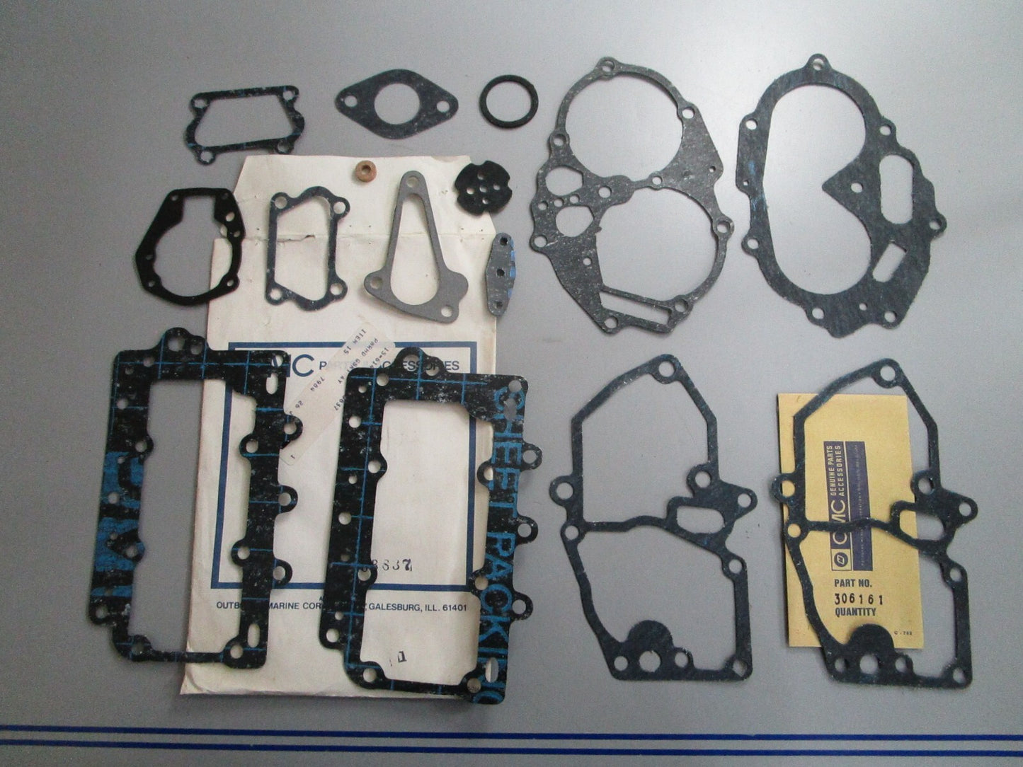 *NEW OEM* 0820 OMC Johnson Evinrude Gasket Set 383837 0383837