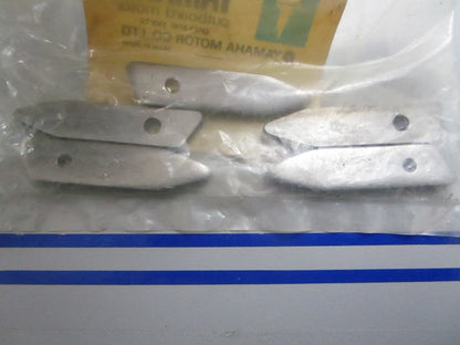 *NEW OEM* (LOT OF 5) 0810 Yamaha Tilt Lock Stoppers 676-43165-00-00