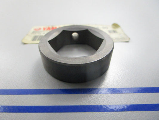 NEW OEM 8BW-47526-00-00 Yamaha Collar 0810