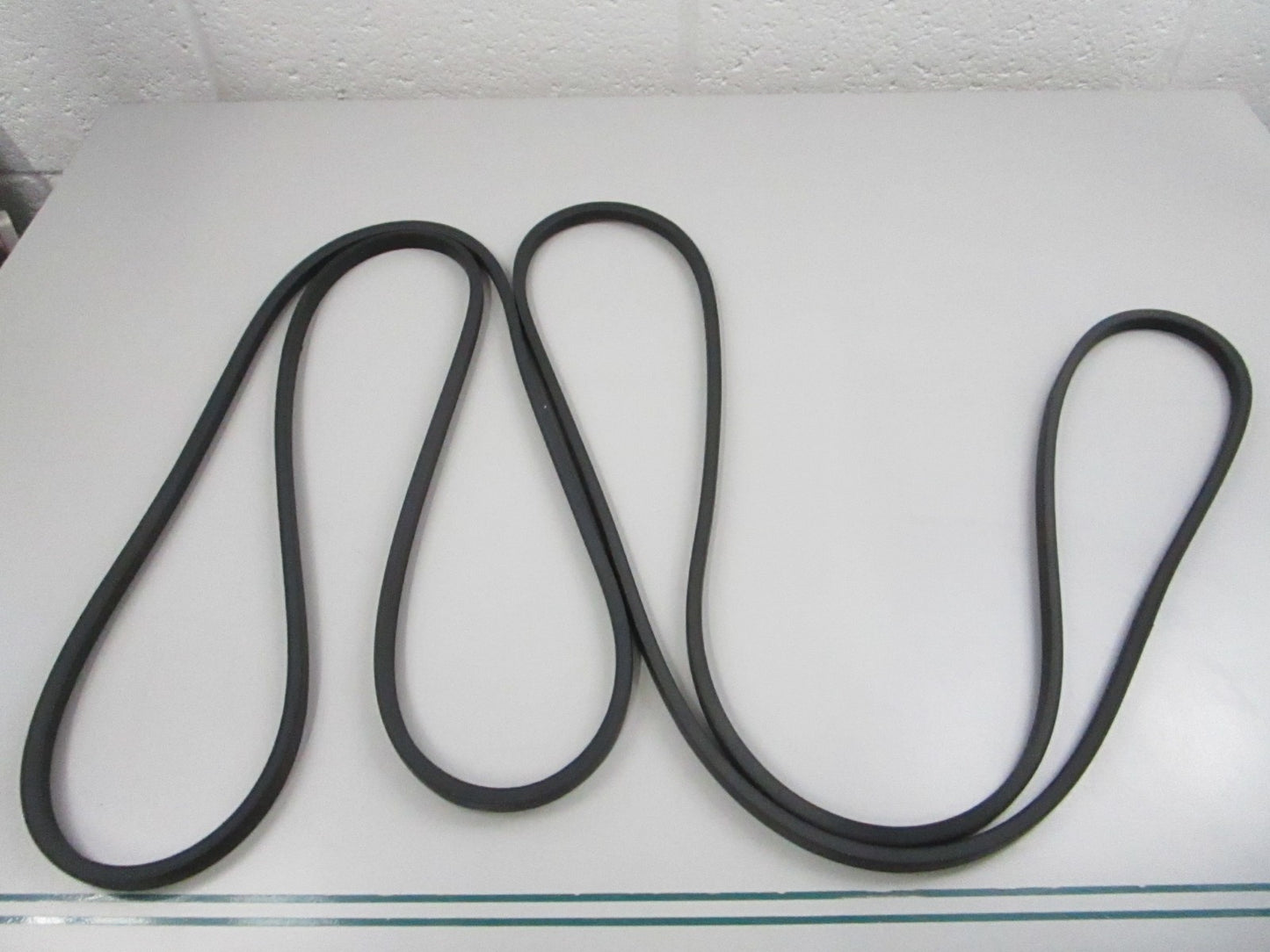 Gates NEW Truflex 2750 FHP V-Belt 4L750 1/2" x 75" (LOT OF 2) 0810