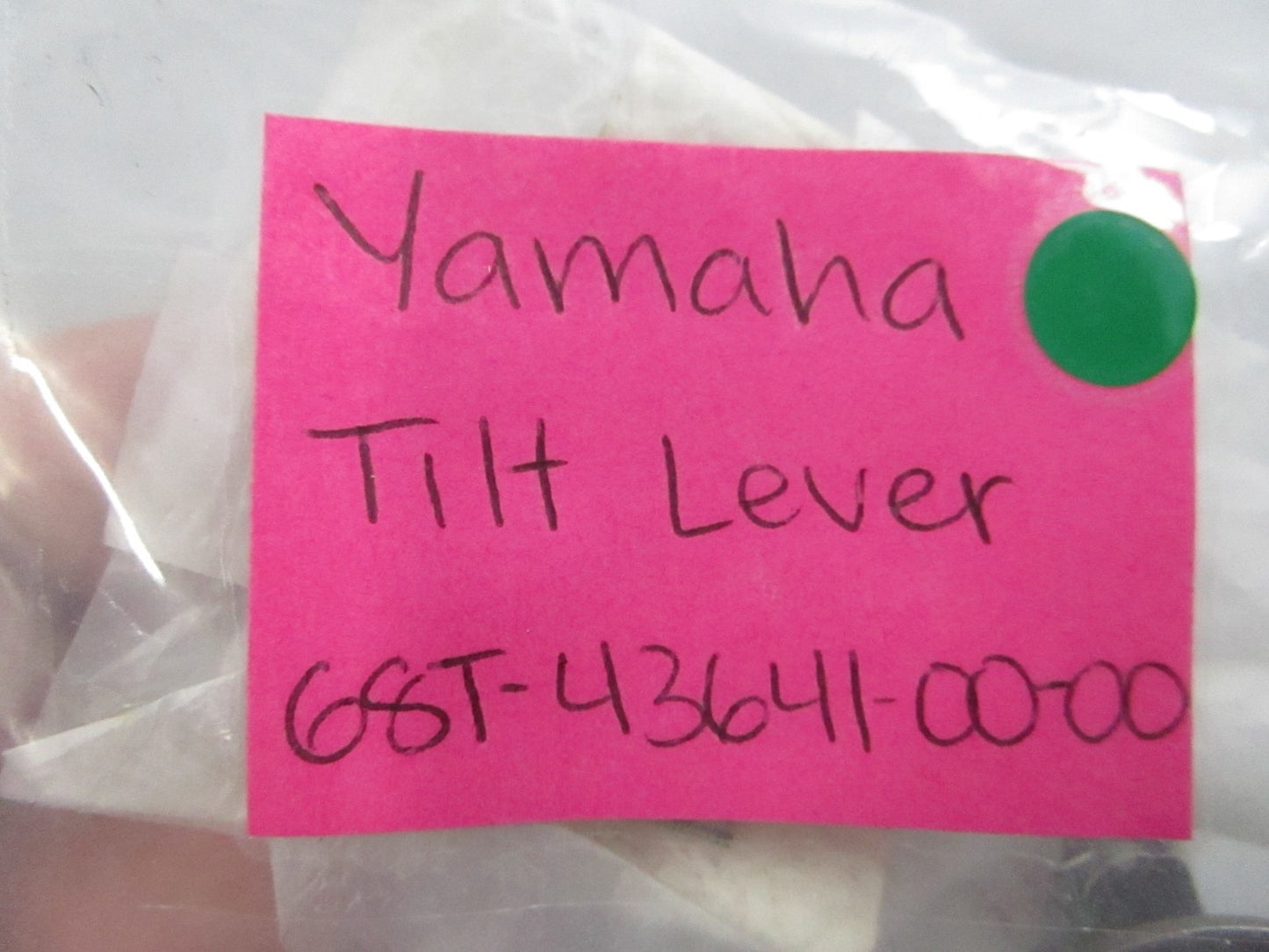 NEW OEM 68T-43641-00-00 Yamaha Tilt Lever 0810