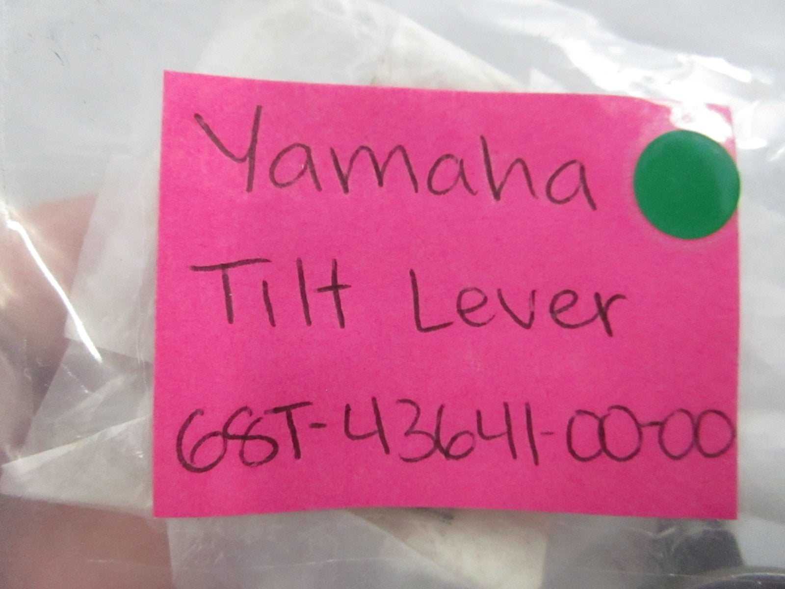 NEW OEM 68T-43641-00-00 Yamaha Tilt Lever 0810
