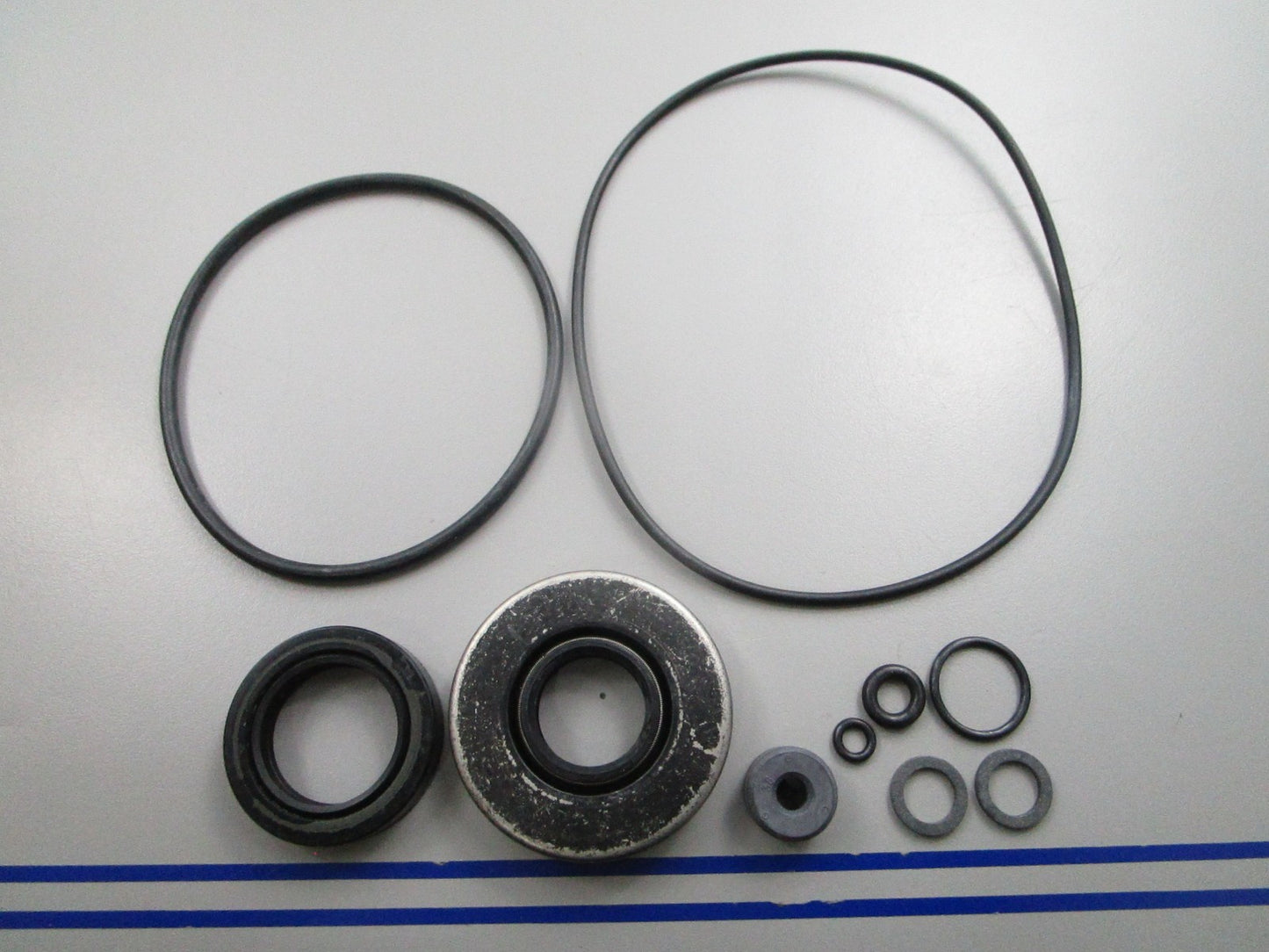 NEW OEM Mercury Quicksilver FK1061 Seal Kit 0810