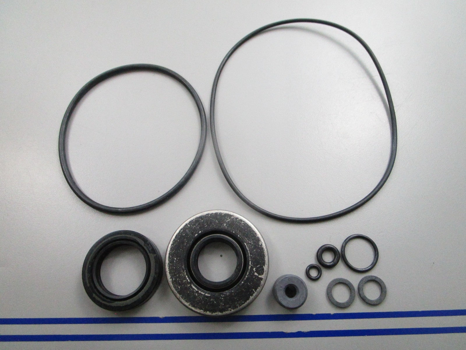 NEW OEM Mercury Quicksilver FK1061 Seal Kit 0810